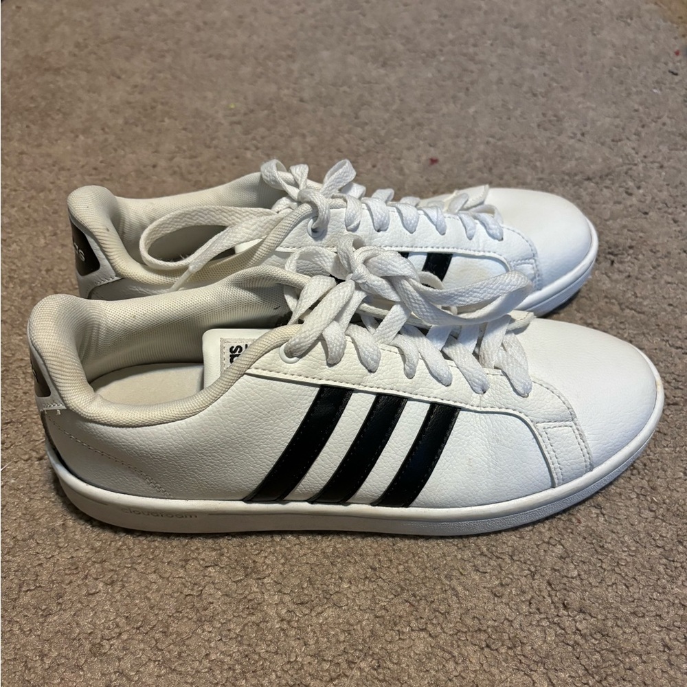 Adidas Cloudfoam Sneaker Size 9